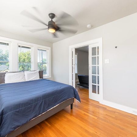 Luxurious 3 Bedroom Near Downtown And Convention Center San Antonio Bagian luar foto
