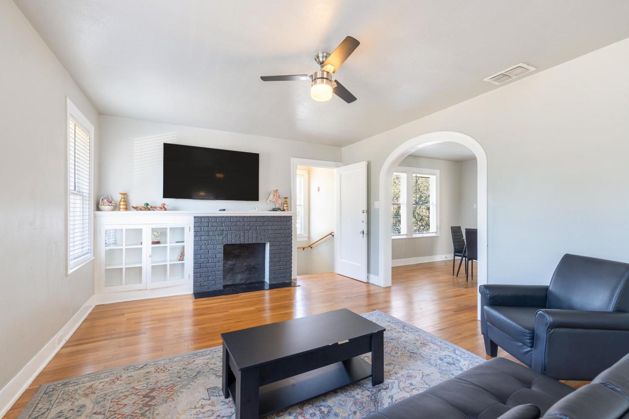 Luxurious 3 Bedroom Near Downtown And Convention Center San Antonio Bagian luar foto